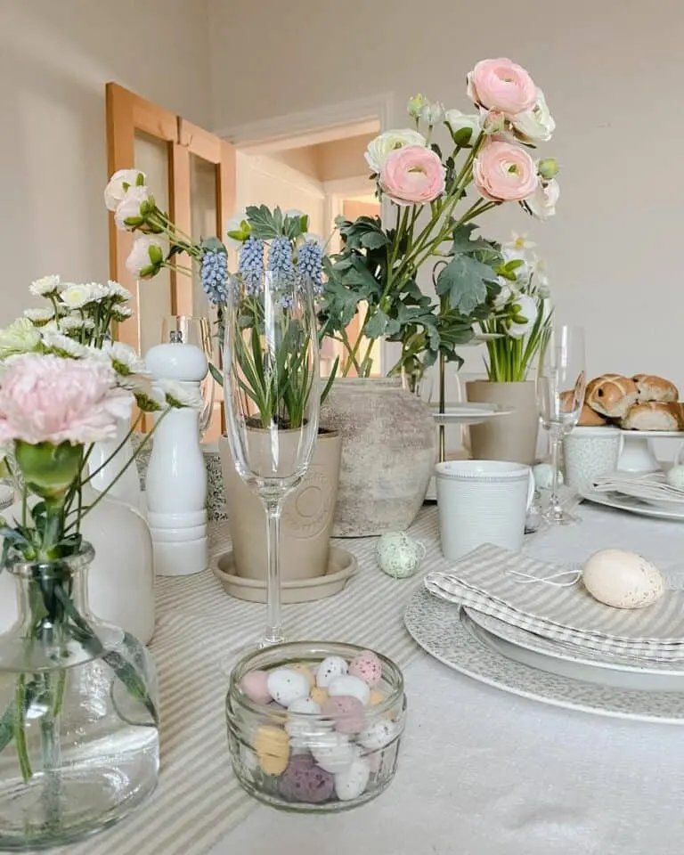 Neutral Easter Centerpieces